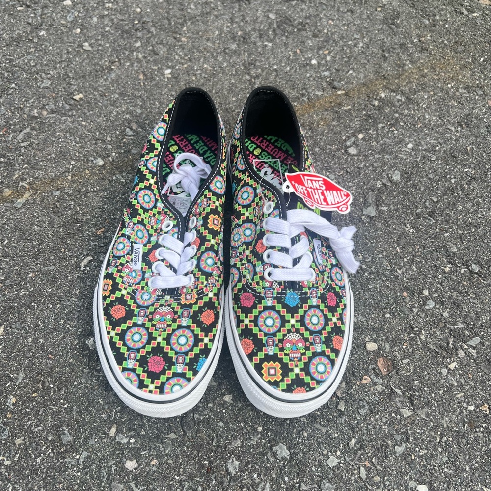 VANS “Dia de los Muertos” Eras Style Shoes Size 8.5 (NWT)